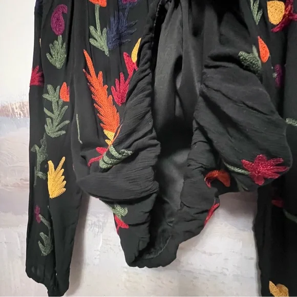 LAURIE FELT Black Peasant Blouse with Multicolor Floral Embroidery - Picture 13 of 16